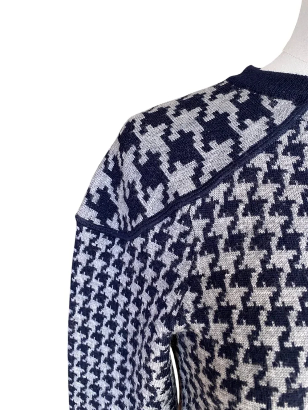 J Crew Houndstooth 100% Merino Wool Sweater Navy Gray Academia Old Money Prep-S